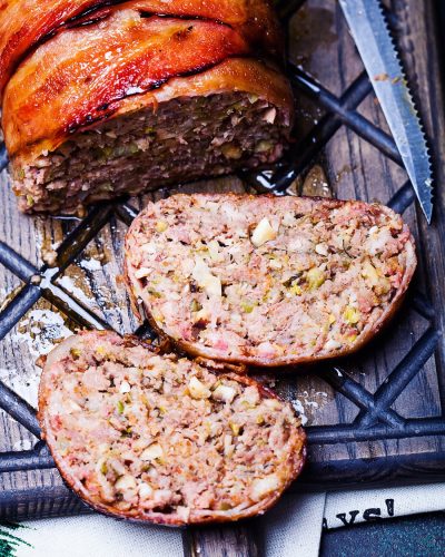 мясной-хлеб-с-беконом-и-миндалём