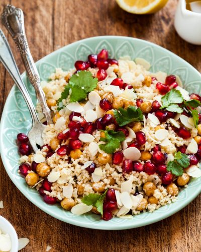 Салат-с-кускусом-гранатом-и-пряным-нутом Salat-s-kuskusom-granatom-i-pryanym-nutom